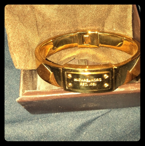 Michael Kors bracelet - Picture 1 of 1